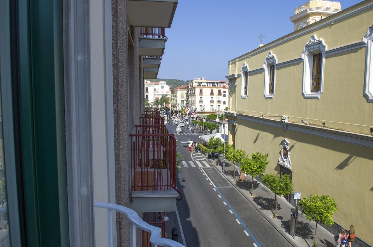 Palazzo Spasiano Rooms - Sorrento Center Exterior foto